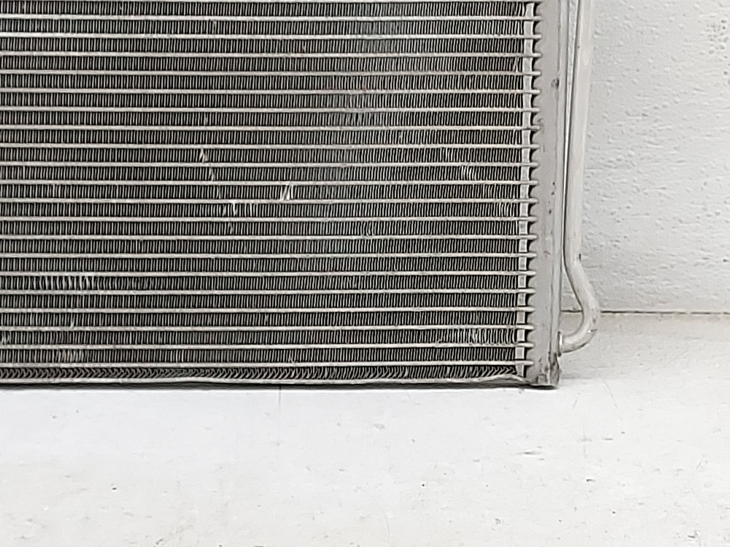 2007-2018 Bmw X5 Engine Cooling Radiator Condensor P/N:9239992 9239992 01 Fits OEM Used Auto Parts - Oemusedautoparts1.com
