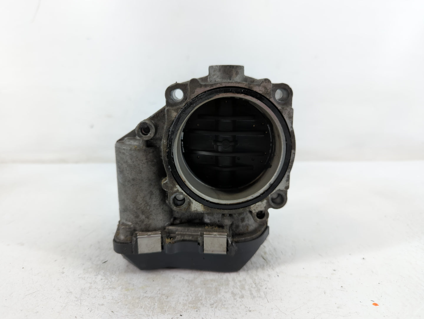 2011-2018 Bmw X5 Throttle Body P/N:A2C53374893 1354 7555944-03 Fits OEM Used Auto Parts - Oemusedautoparts1.com