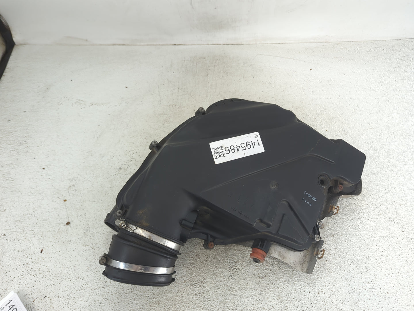 2010-2014 Bmw X6 Air Cleaner Intake-duct Hose Tube 1495486 - Oemusedautoparts1.com