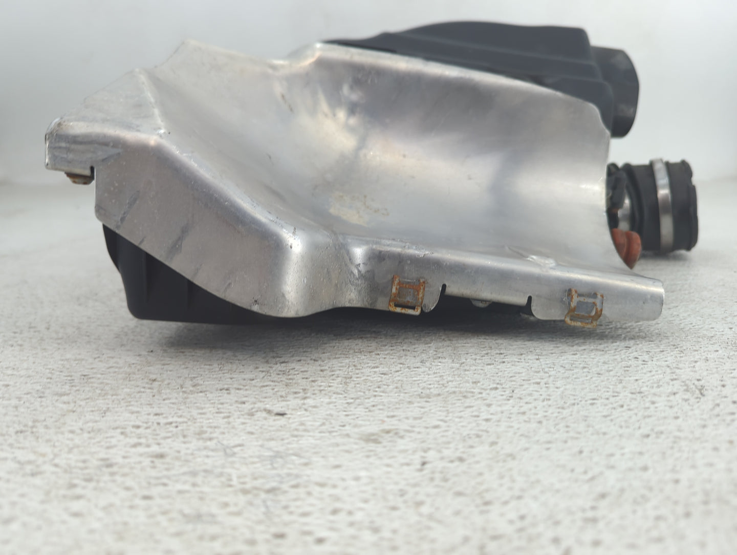 2010-2014 Bmw X6 Air Cleaner Intake-duct Hose Tube 1495486 - Oemusedautoparts1.com
