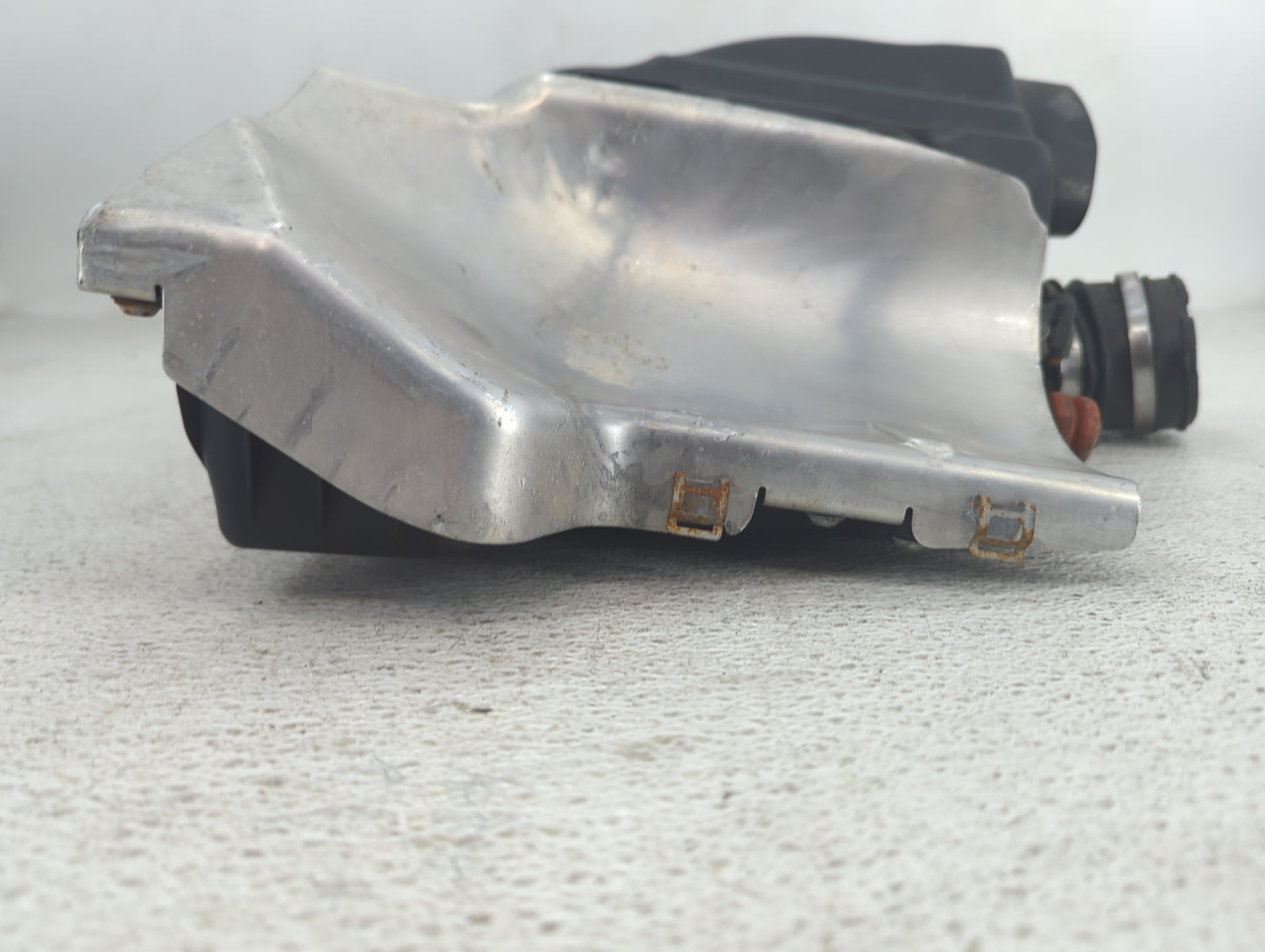 2010-2014 Bmw X6 Air Cleaner Intake-duct Hose Tube 1495486 - Oemusedautoparts1.com