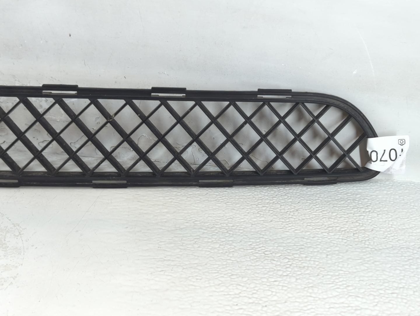 2008-2012 Buick Enclave Front Grille Bumper Not Included - Oemusedautoparts1.com