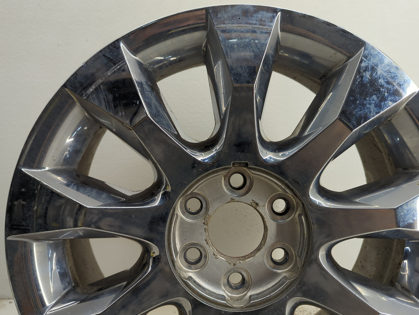 2010-2012 Buick Enclave Oem Wheel Rim - Oemusedautoparts1.com