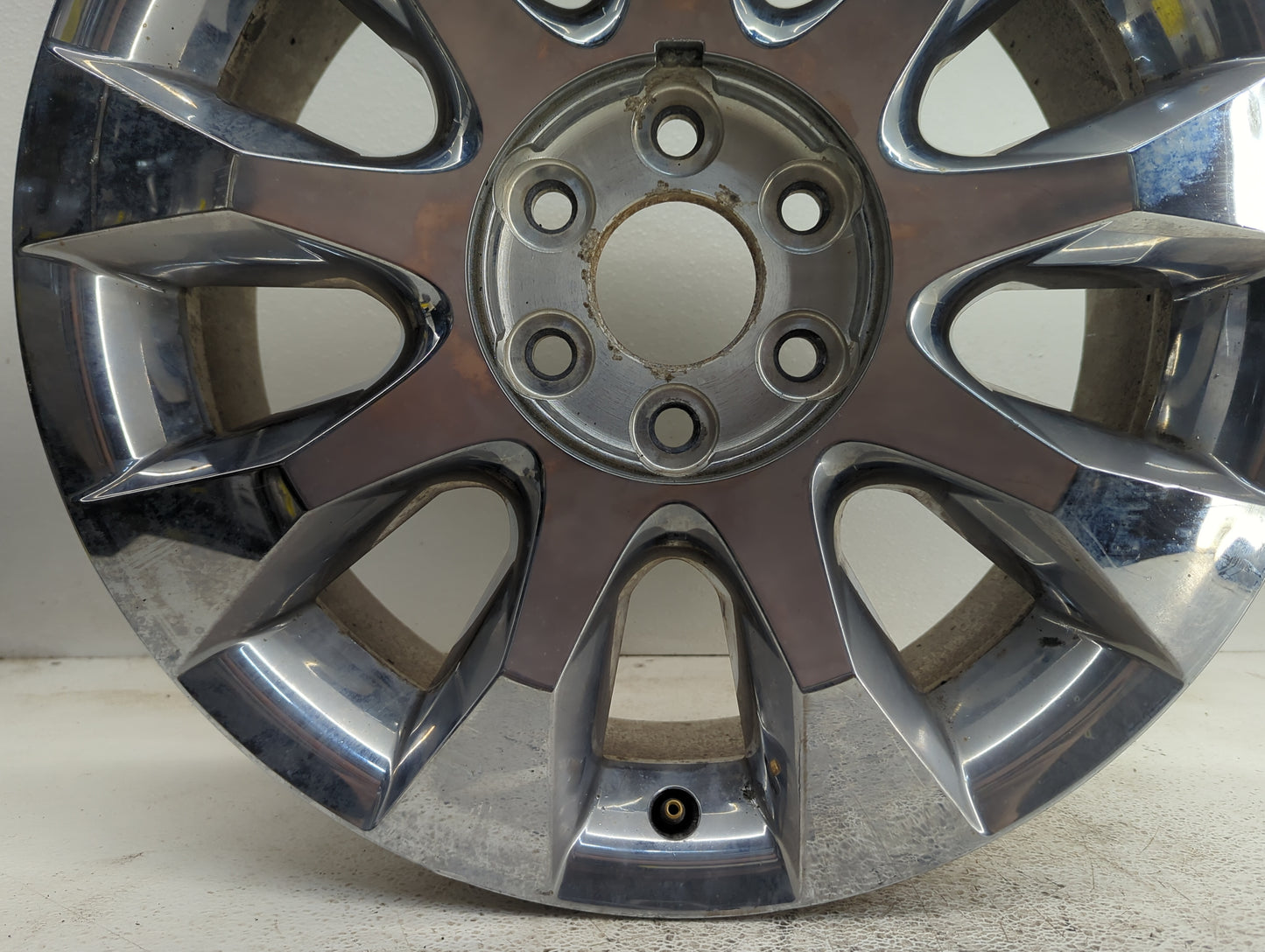 2010-2012 Buick Enclave Oem Wheel Rim - Oemusedautoparts1.com