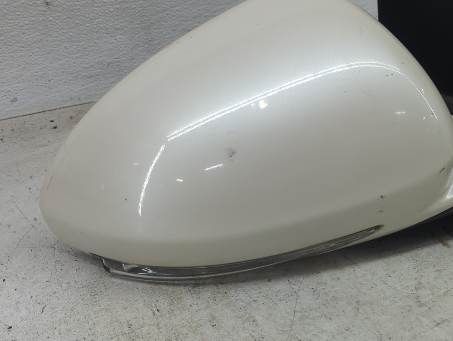 2008-2012 Buick Enclave Passenger Side View Mirror - Right Door Mirror OEM Used - Oemusedautoparts1.com