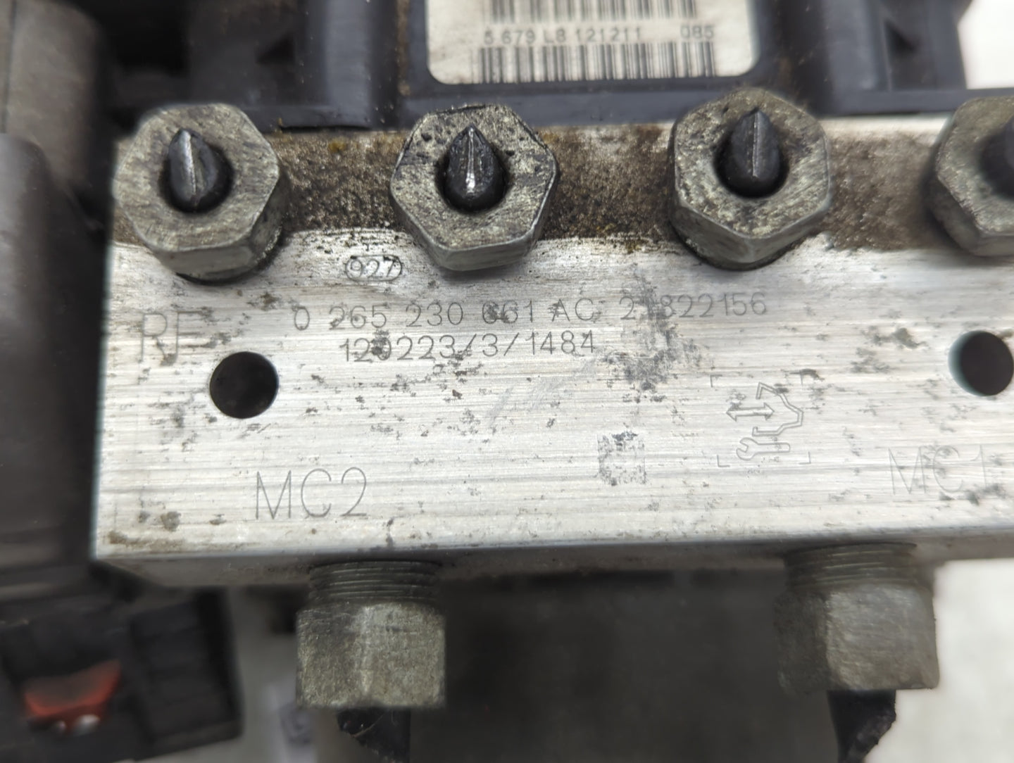 2012-2017 Buick Enclave ABS Pump Control Module Replacement P/N:0 265 230 661 AC Fits Fits 2012 2013 2014 2015 2016 2017 OEM