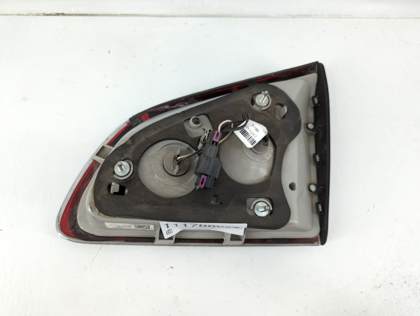 2008-2012 Buick Enclave Tail Light Assembly Passenger Right OEM P/N:25889253 Fits Fits 2008 2009 2010 2011 2012 OEM Used Aut