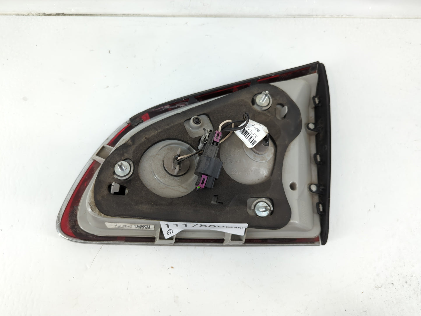 2008-2012 Buick Enclave Tail Light Assembly Passenger Right OEM P/N:25889253 Fits Fits 2008 2009 2010 2011 2012 OEM Used Aut