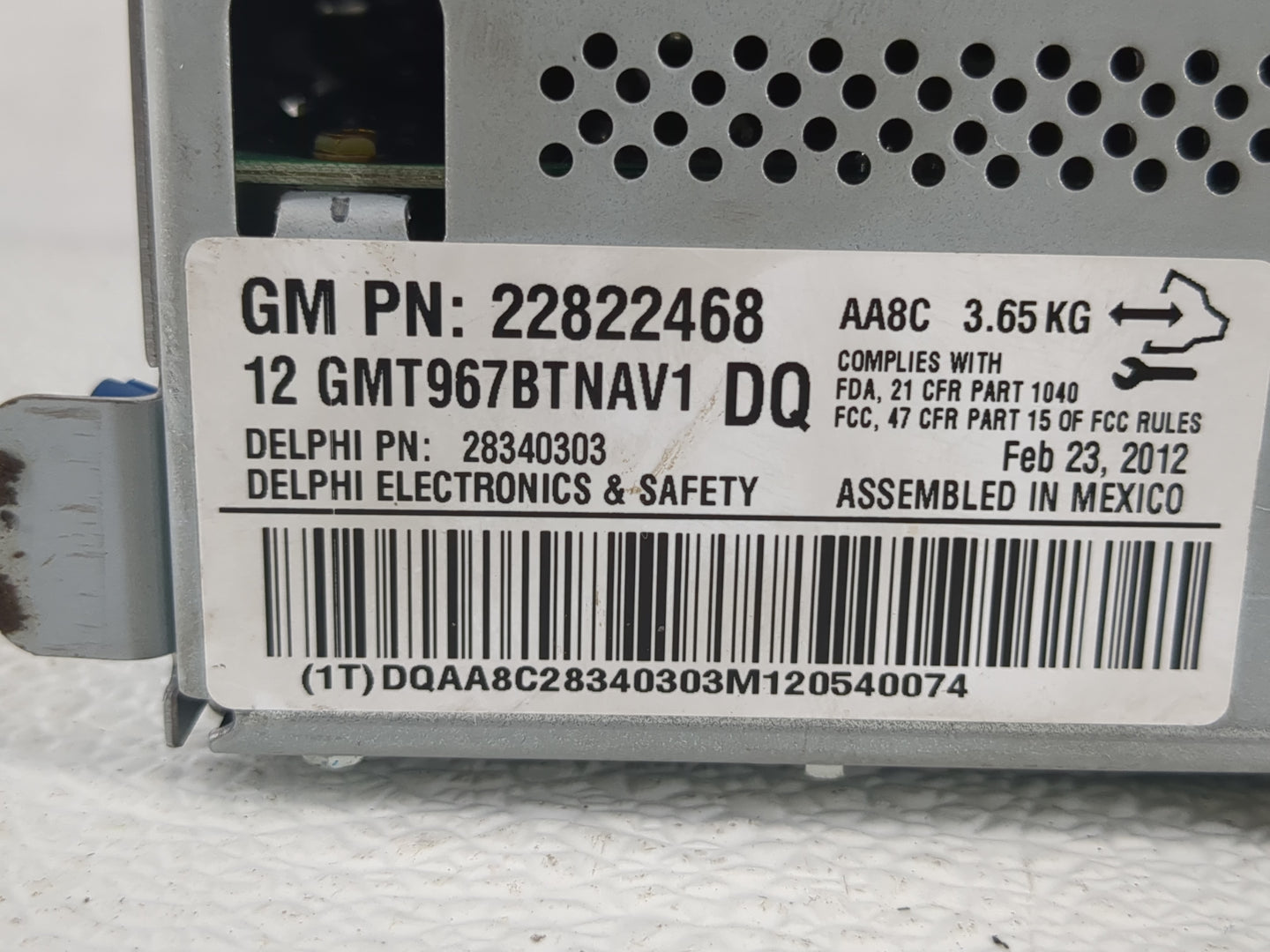 2012 Buick Enclave Radio AM FM Cd Player Receiver Replacement P/N:22822468 Fits OEM Used Auto Parts - Oemusedautoparts1.com