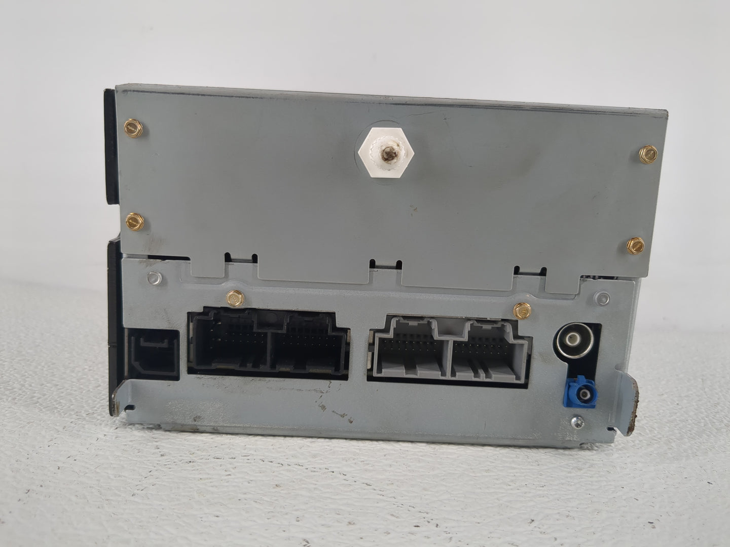 2012 Buick Enclave Radio AM FM Cd Player Receiver Replacement P/N:22822468 Fits OEM Used Auto Parts - Oemusedautoparts1.com