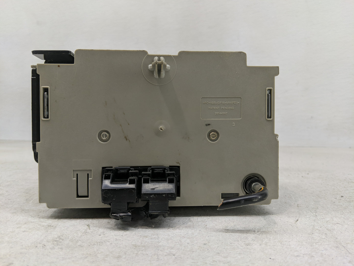 2010-2012 Buick Enclave Radio AM FM Cd Player Receiver Replacement P/N:20935116 Fits Fits 2010 2011 2012 OEM Used Auto Parts