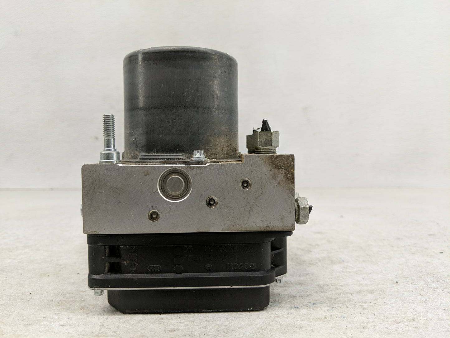 2012-2017 Buick Enclave ABS Pump Control Module Replacement P/N:0 265 252 462 Fits Fits 2012 2013 2014 2015 2016 2017 OEM Us