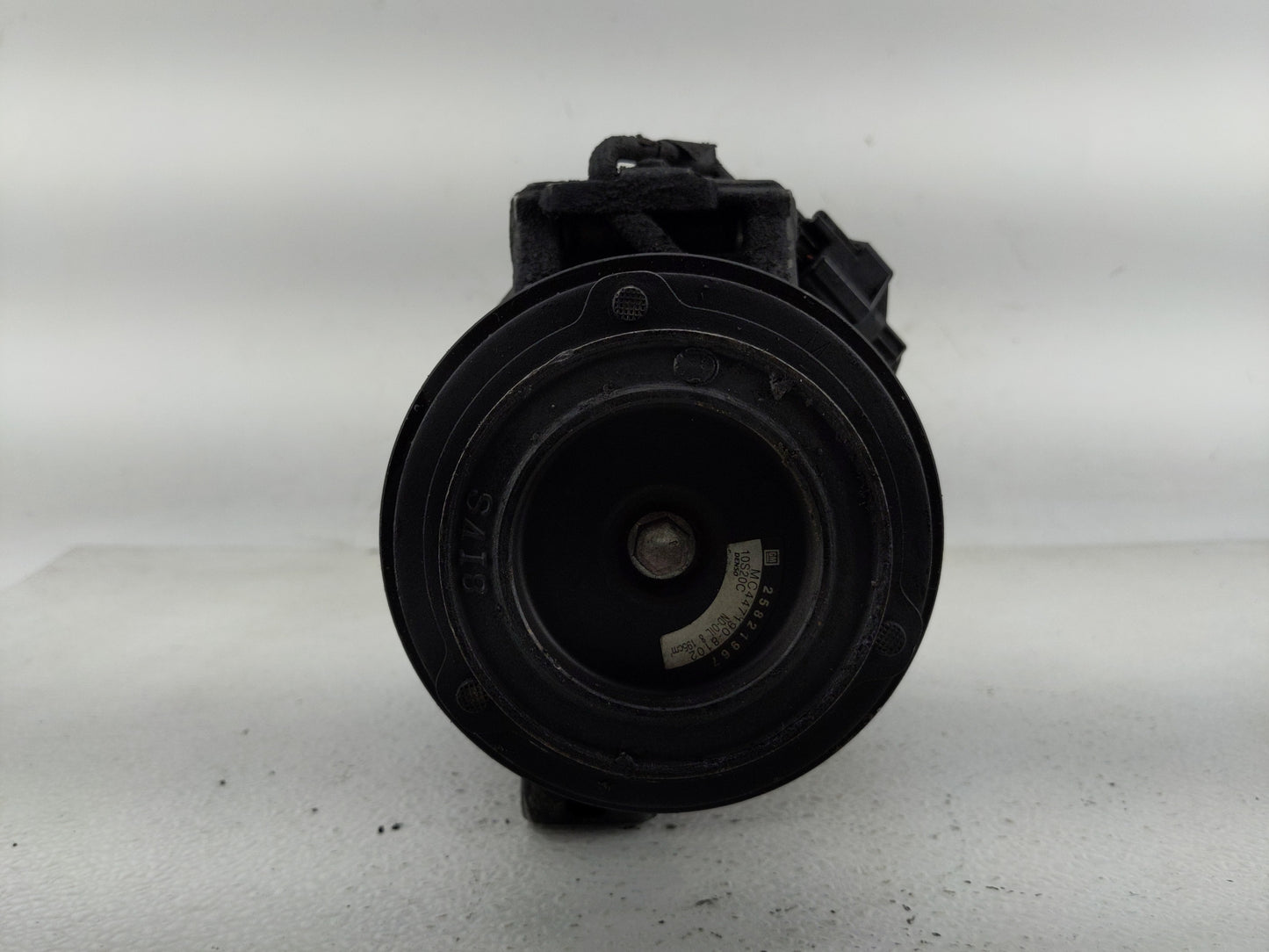 2008-2012 Buick Enclave Air Conditioning A/c Ac Compressor Oem - Oemusedautoparts1.com