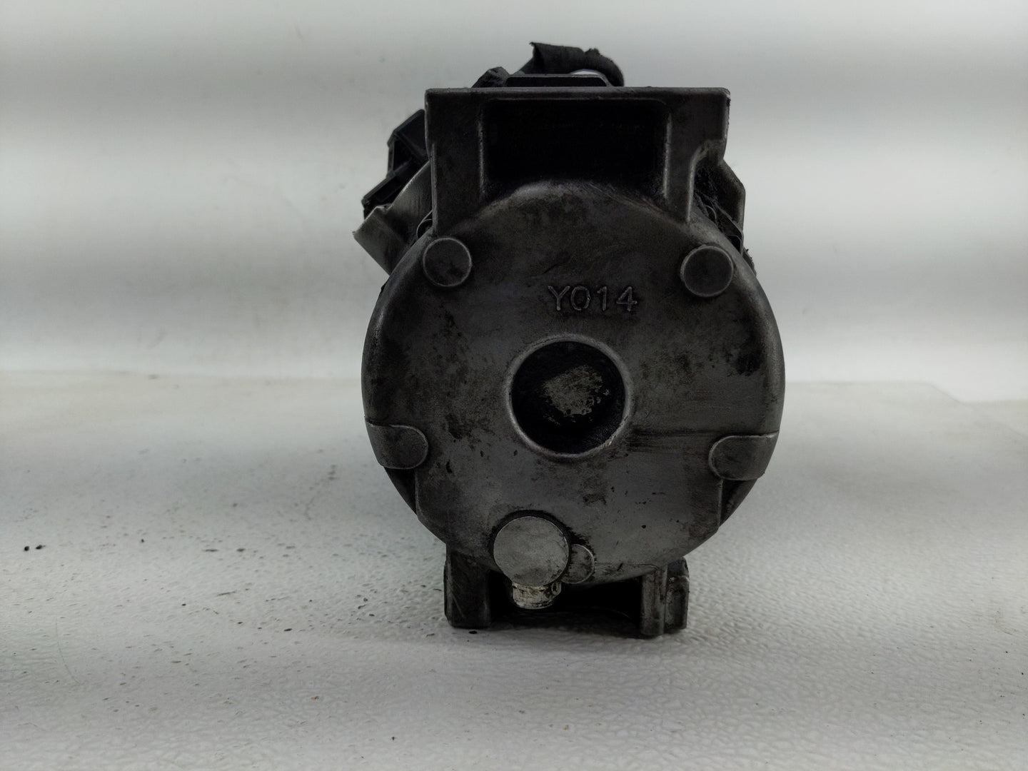 2008-2012 Buick Enclave Air Conditioning A/c Ac Compressor Oem - Oemusedautoparts1.com