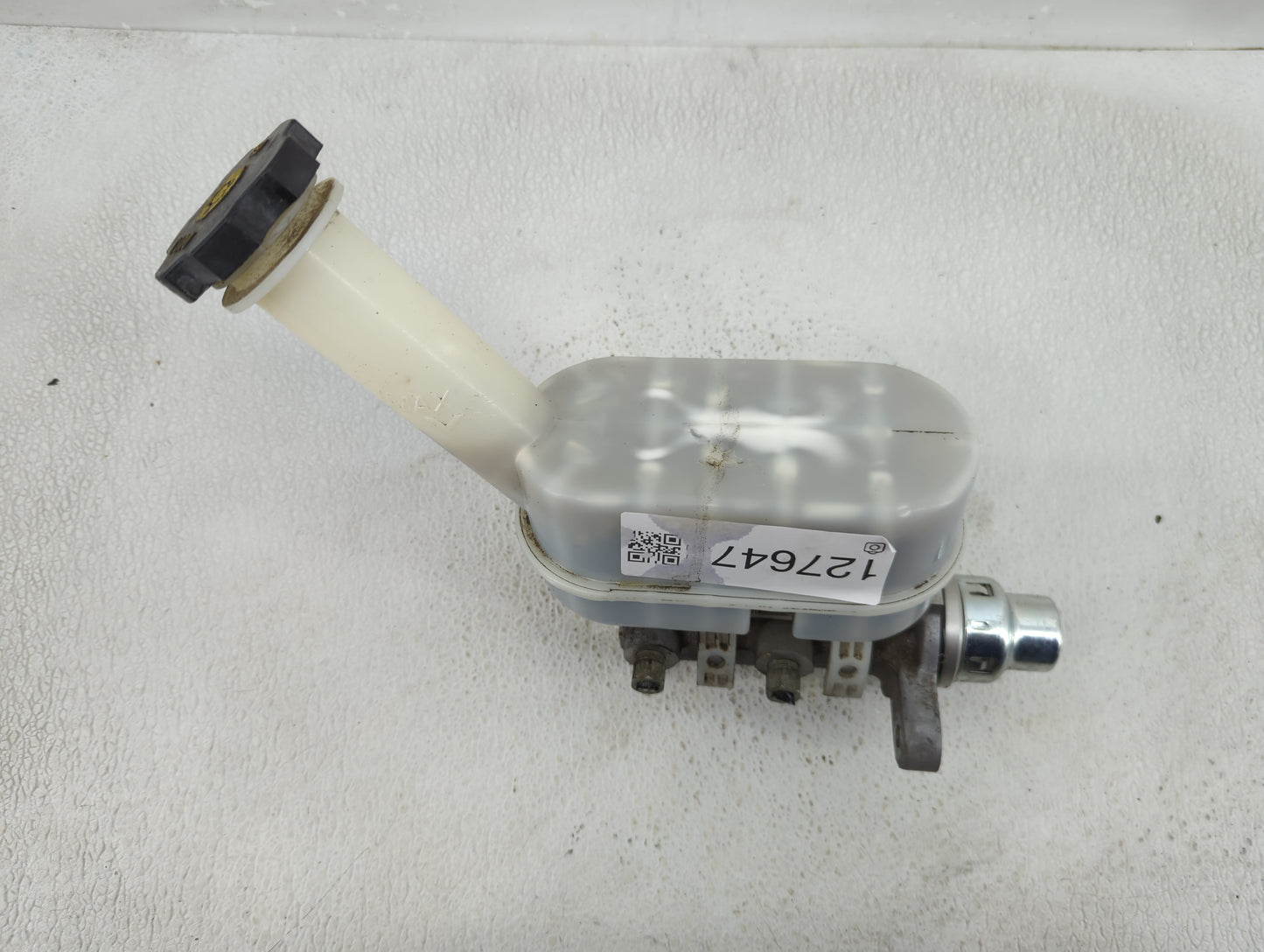 2009-2017 Buick Enclave Brake Master Cylinder - Oemusedautoparts1.com