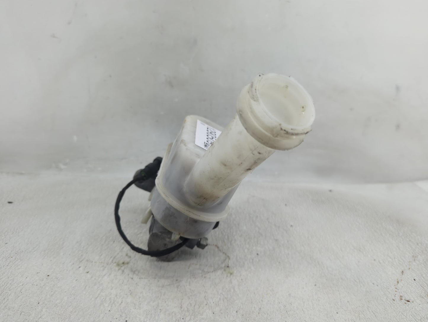 2009-2017 Buick Enclave Brake Master Cylinder - Oemusedautoparts1.com