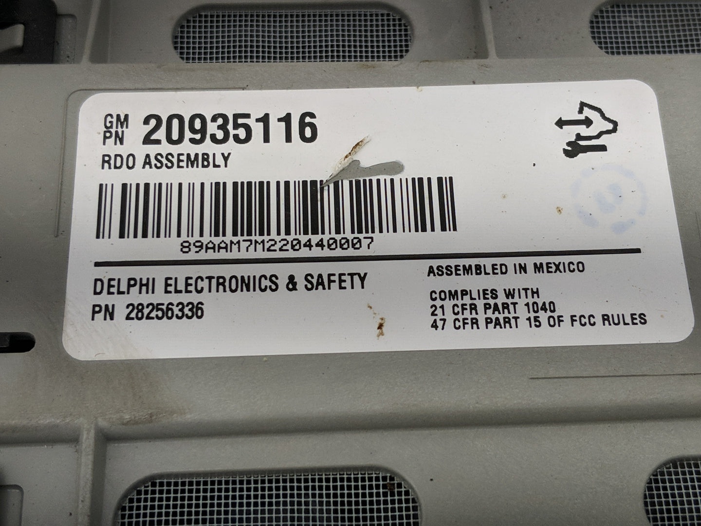 2009-2012 Buick Enclave Radio AM FM Cd Player Receiver Replacement P/N:28256336 20935116 Fits Fits 2009 2010 2011 2012 OEM U