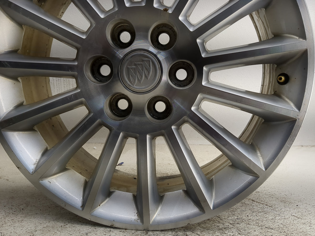 2008-2012 Buick Enclave Oem Wheel Rim 1318374 - Oemusedautoparts1.com