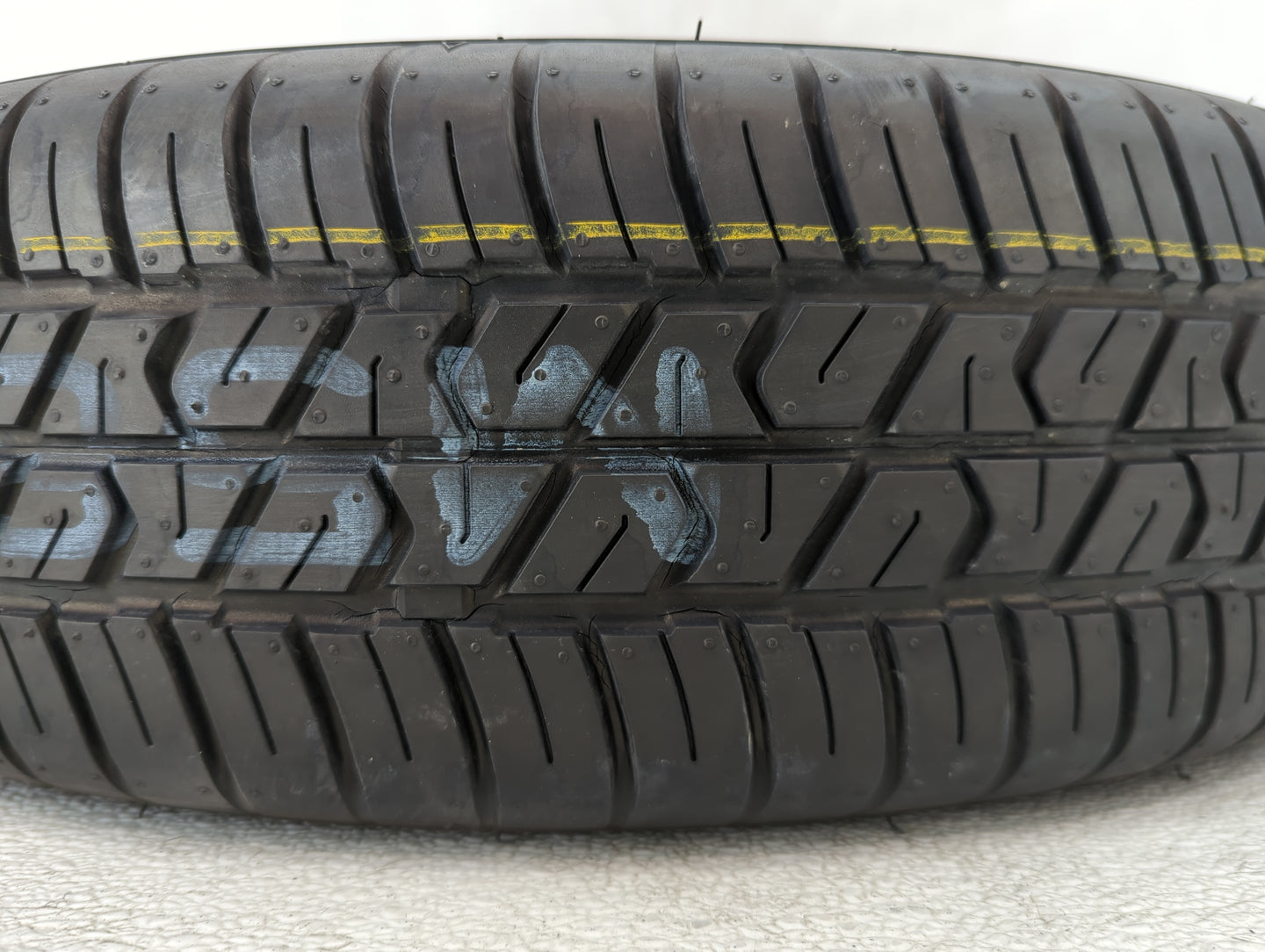 2008-2014 Buick Enclave Spare Donut Tire Wheel Rim Oem - Oemusedautoparts1.com