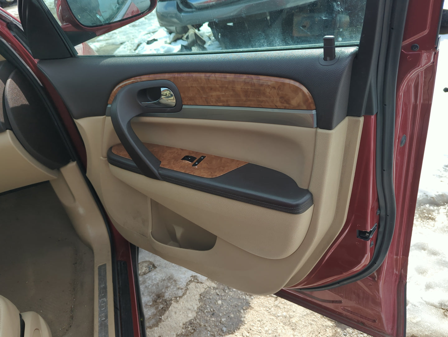 2012 Buick Enclave Front Right Passenger Interior Door Panel Trim 1368878 - Oemusedautoparts1.com