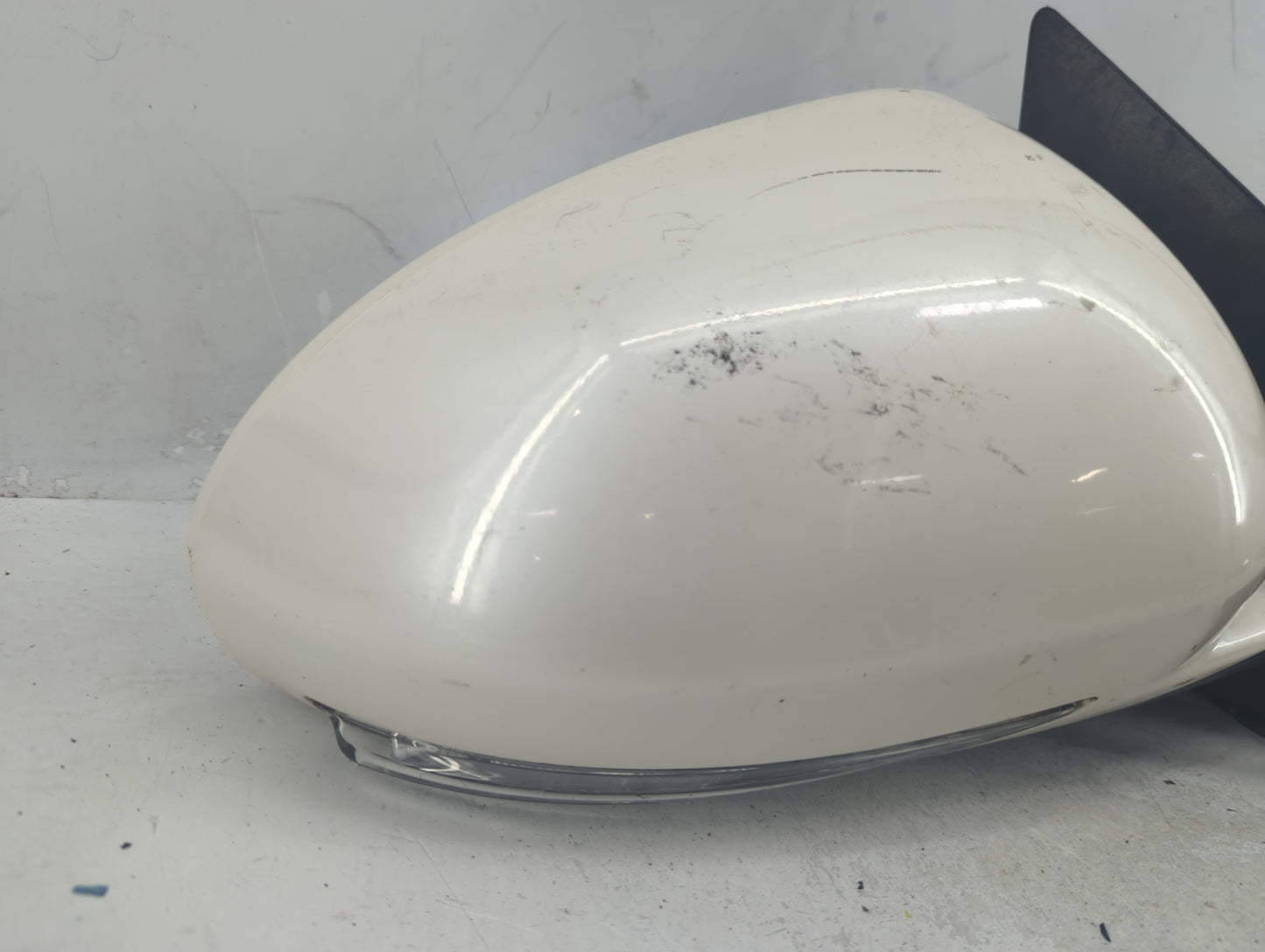 2008-2012 Buick Enclave Passenger Side View Mirror - Right Door Mirror OEM Used - Oemusedautoparts1.com