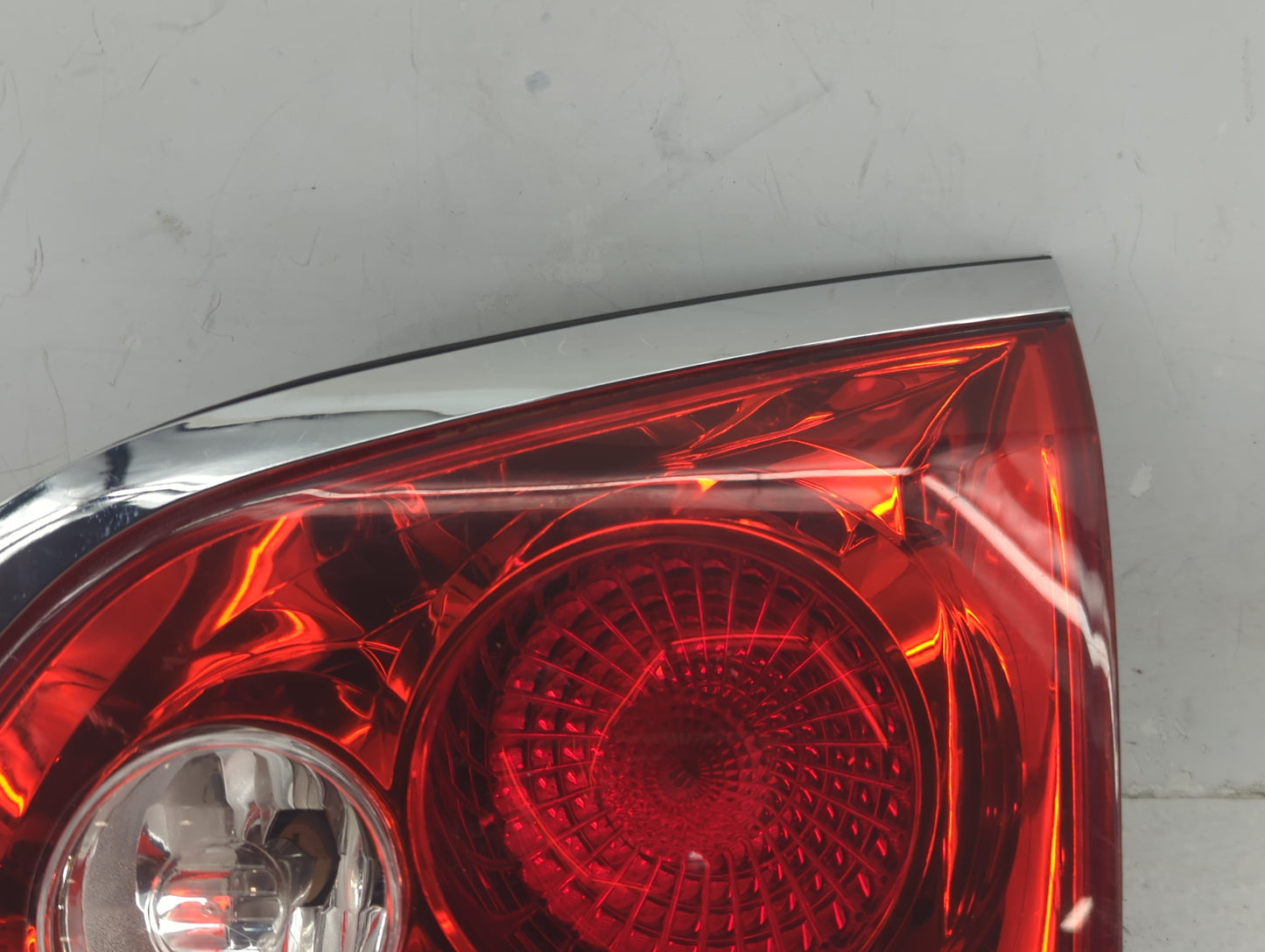2008-2012 Buick Enclave Tail Light Assembly Passenger Right OEM Fits Fits 2008 2009 2010 2011 2012 OEM Used Auto Parts - Oem