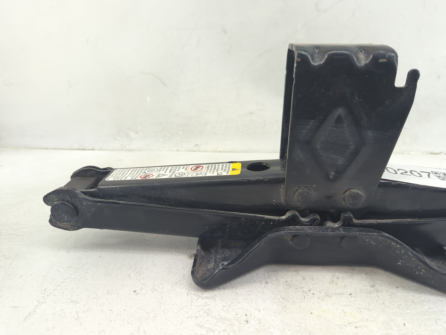 2012 Buick Enclave Spare Scissor Car Jack - Oemusedautoparts1.com
