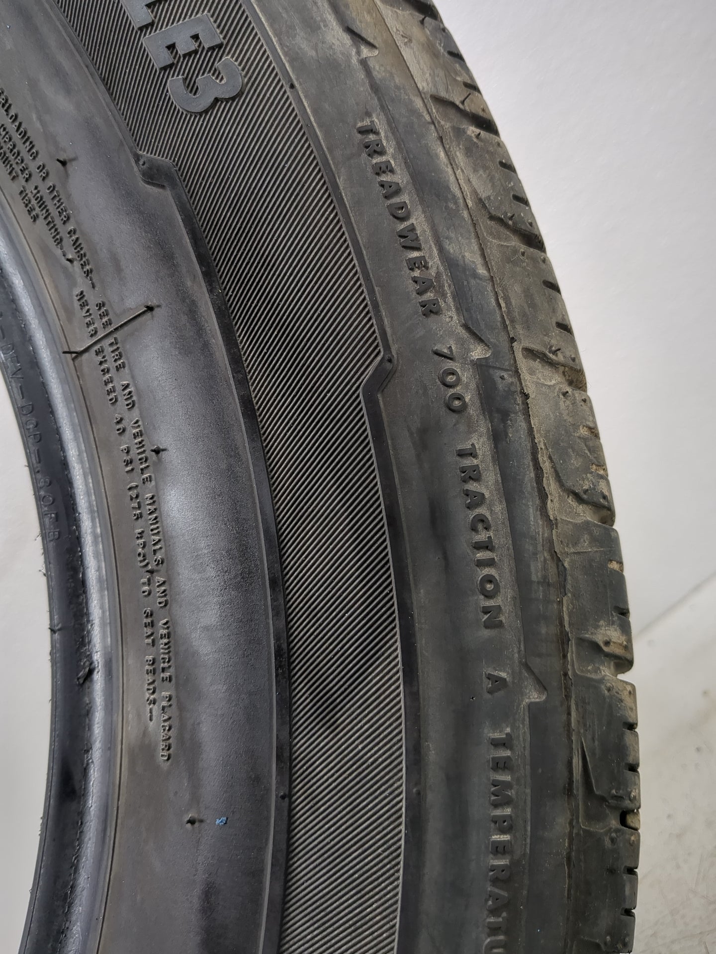 Used Tire 255/60R19 FIRESTONE DESTINATION LE3 109H - Tread Depth 6/32 - Oemusedautoparts1.com