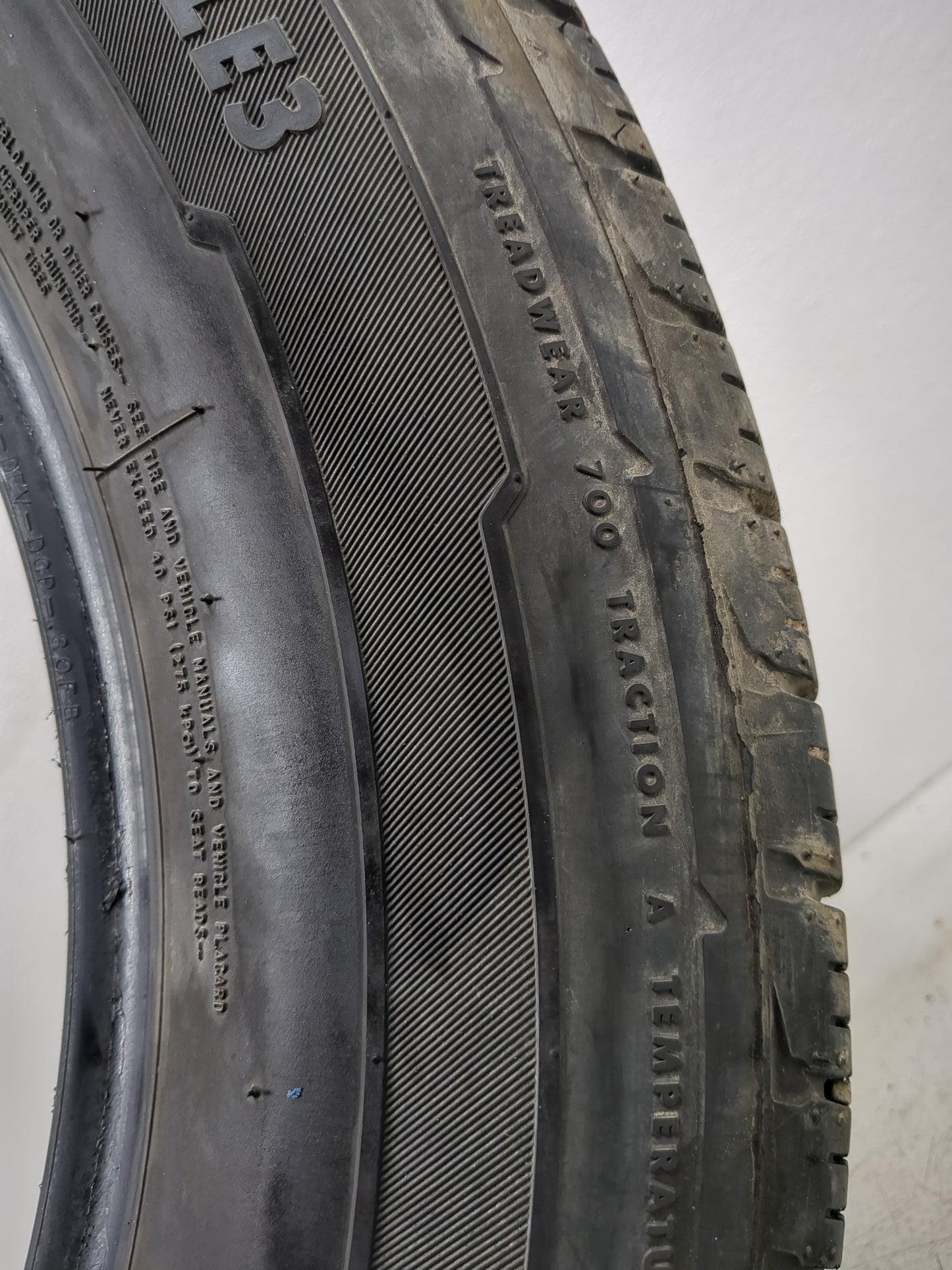 Used Tire 255/60R19 FIRESTONE DESTINATION LE3 109H - Tread Depth 6/32 - Oemusedautoparts1.com