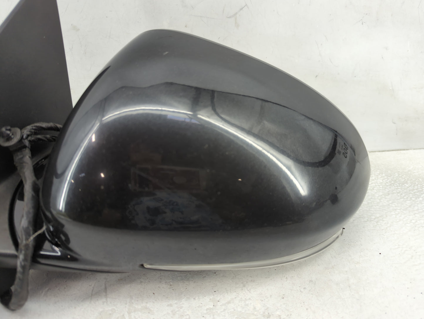 2008-2012 Buick Enclave Driver Side View Mirror - Left Door Mirror OEM Used - Oemusedautoparts1.com