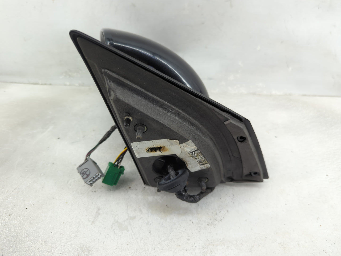 2008-2012 Buick Enclave Driver Side View Mirror - Left Door Mirror OEM Used - Oemusedautoparts1.com