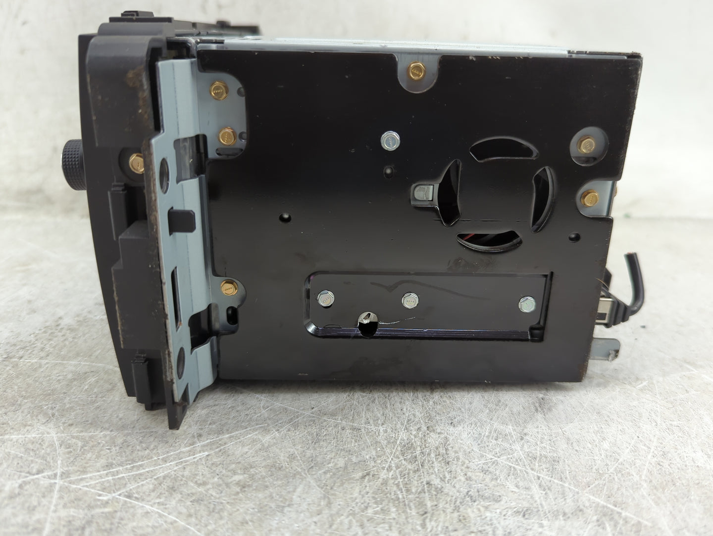 2010-2012 Buick Enclave Radio AM FM Cd Player Receiver Replacement Fits Fits 2009 2010 2011 2012 OEM Used Auto Parts - Oemus