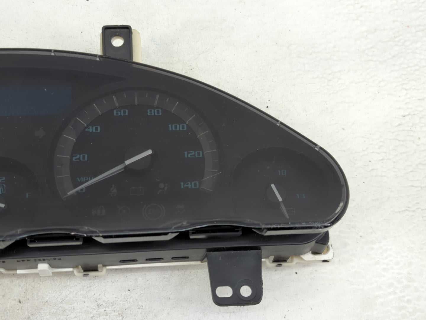 2008-2012 Buick Enclave Instrument Cluster Speedometer Gauges P/N:1370166 Fits Fits 2008 2009 2010 2011 2012 OEM Used Auto P
