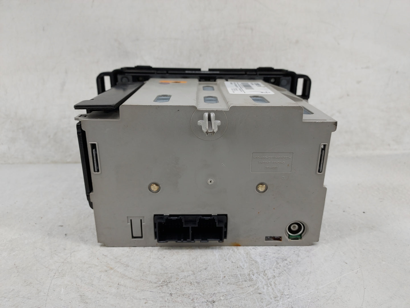2009-2012 Buick Enclave Radio AM FM Cd Player Receiver Replacement P/N:20935116 28256336 Fits Fits 2009 2010 2011 2012 OEM U