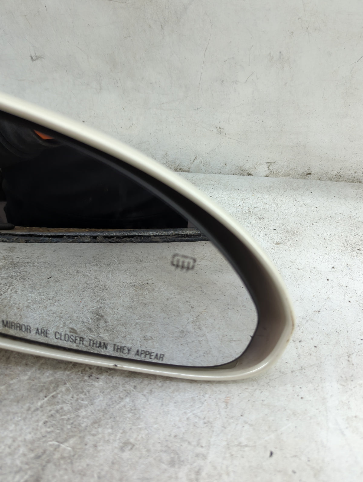 2008-2012 Buick Enclave Passenger Side View Mirror - Right Door Mirror OEM Used - Oemusedautoparts1.com