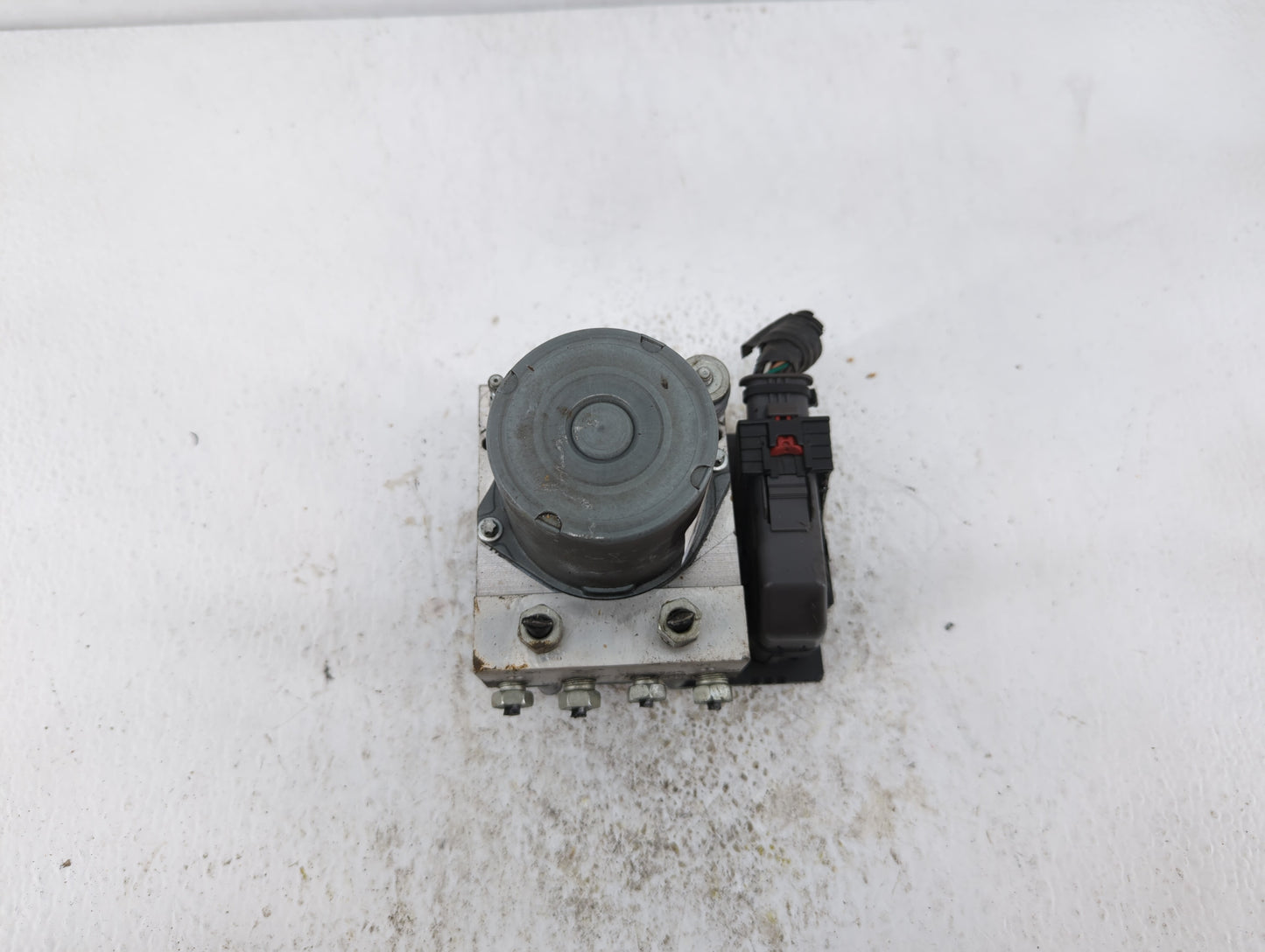 2012-2017 Buick Enclave ABS Pump Control Module Replacement P/N:23407415 22912779 Fits Fits 2012 2013 2014 2015 2016 2017 OE