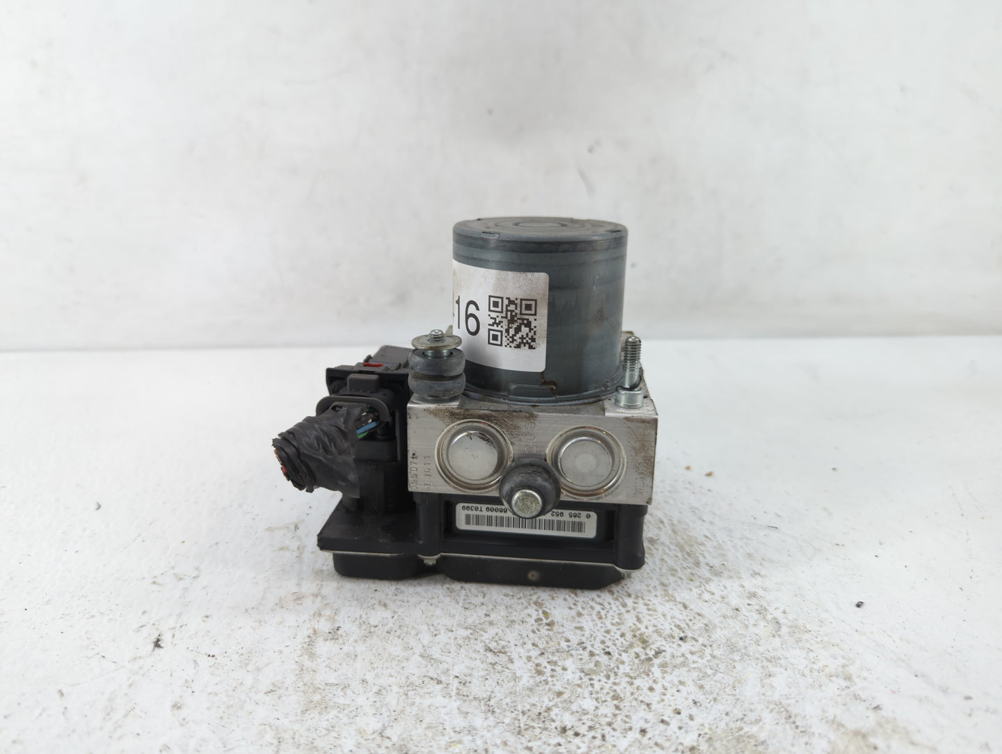 2012-2017 Buick Enclave ABS Pump Control Module Replacement P/N:23407415 22912779 Fits Fits 2012 2013 2014 2015 2016 2017 OE