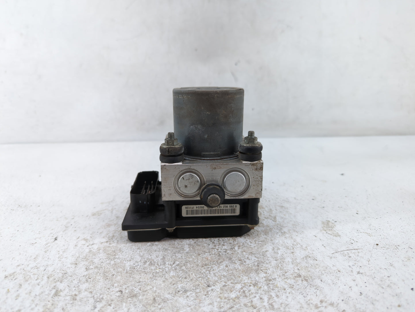 2012-2017 Buick Enclave ABS Pump Control Module Replacement P/N:22912779 23407415 Fits Fits 2012 2013 2014 2015 2016 2017 OE