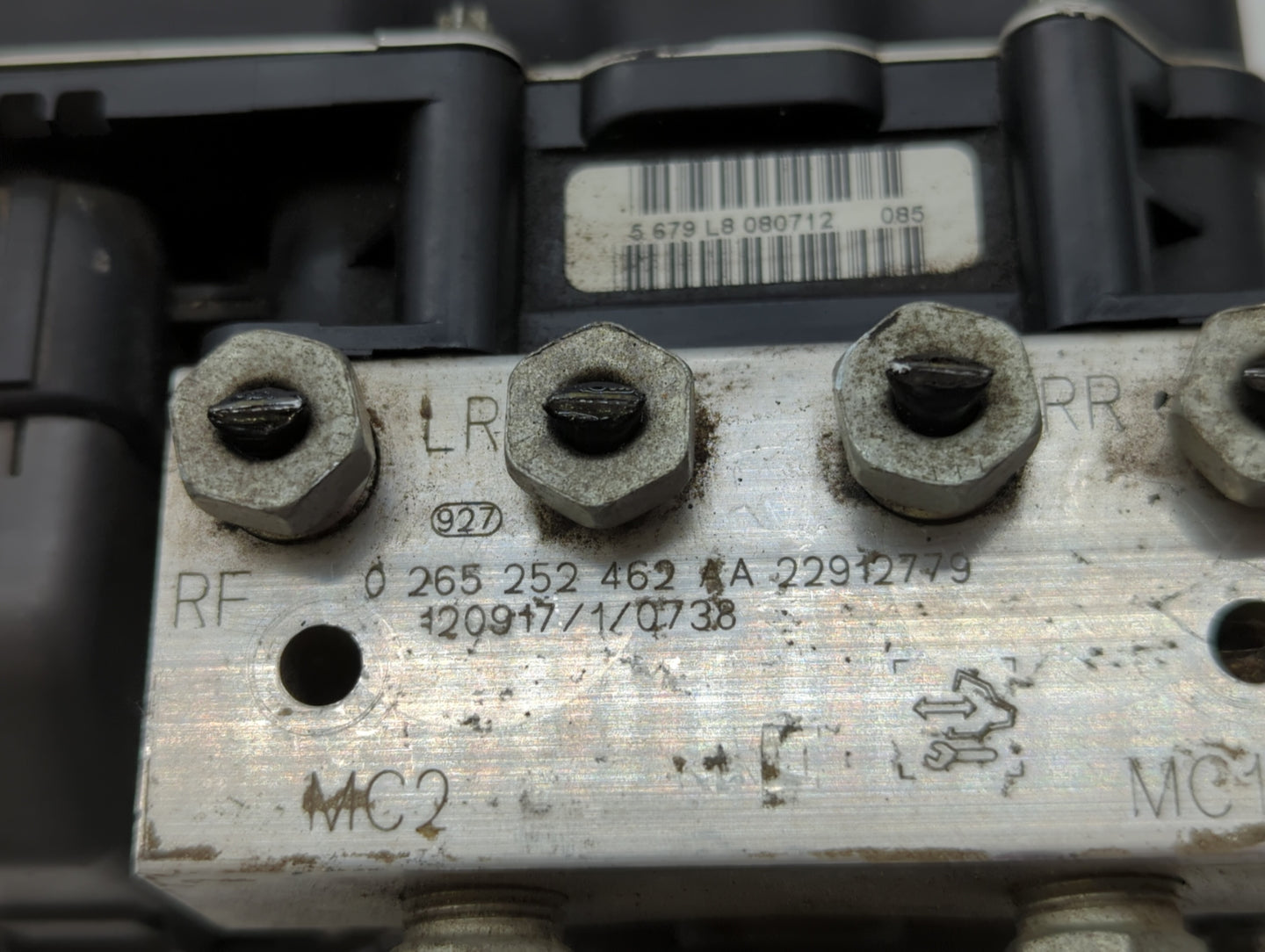 2012-2017 Buick Enclave ABS Pump Control Module Replacement P/N:22912779 23407415 Fits Fits 2012 2013 2014 2015 2016 2017 OE