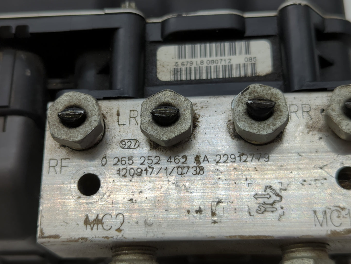 2012-2017 Buick Enclave ABS Pump Control Module Replacement P/N:22912779 23407415 Fits Fits 2012 2013 2014 2015 2016 2017 OE