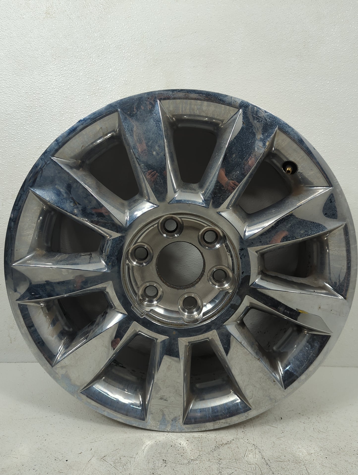 2012 Buick Enclave Oem Wheel Rim 5025804 - Oemusedautoparts1.com