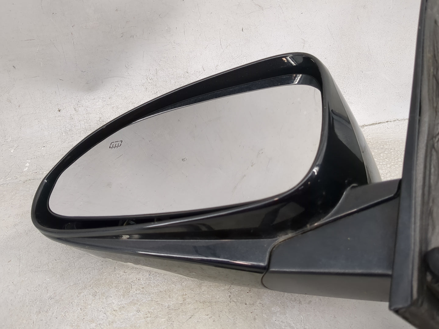 2008-2012 Buick Enclave Passenger Side View Mirror - Right Door Mirror OEM Used - Oemusedautoparts1.com
