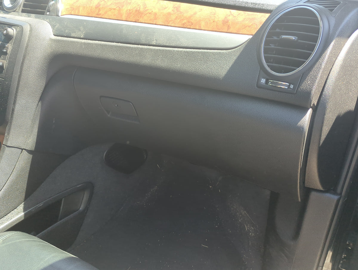 2012 Buick Enclave Passenger Glove Box Door Storage Compartment 5025834 - Oemusedautoparts1.com