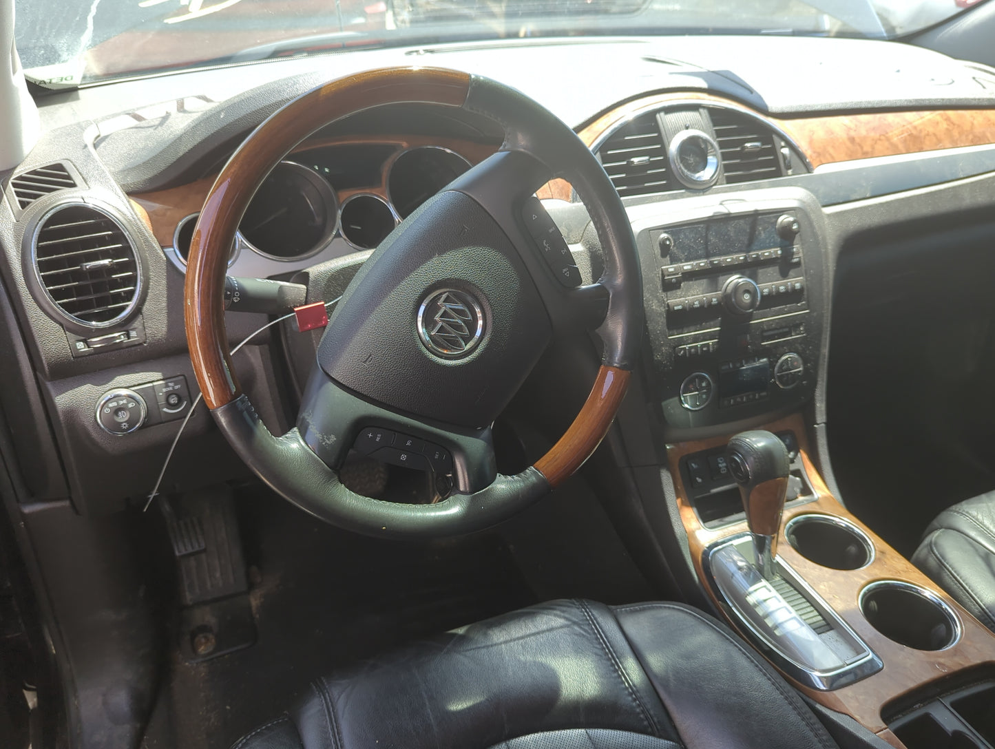 2008-2012 Buick Enclave Instrument Cluster Speedometer Gauges Miles:167K Fits Fits 2008 2009 2010 2011 2012 OEM Used Auto Pa