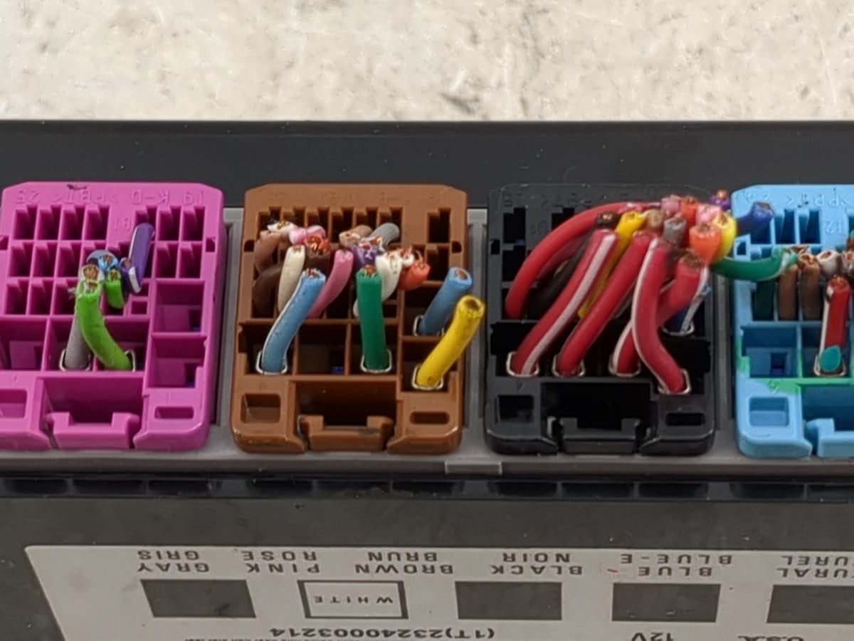 2008-2012 Buick Enclave Body Control Module Bcm 5025855 - Oemusedautoparts1.com