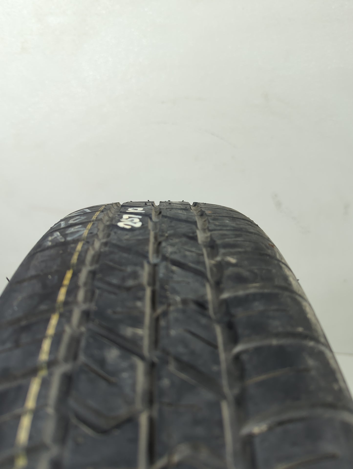 2008-2014 Buick Enclave Spare Donut Tire Wheel Rim Oem 5036799 - Oemusedautoparts1.com