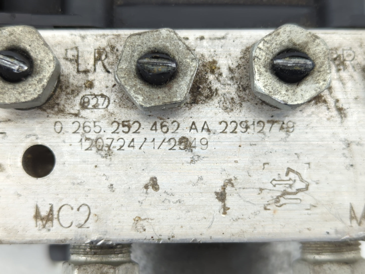 2012-2017 Buick Enclave ABS Pump Control Module Replacement P/N:AA22912779 Fits Fits 2012 2013 2014 2015 2016 2017 OEM Used 