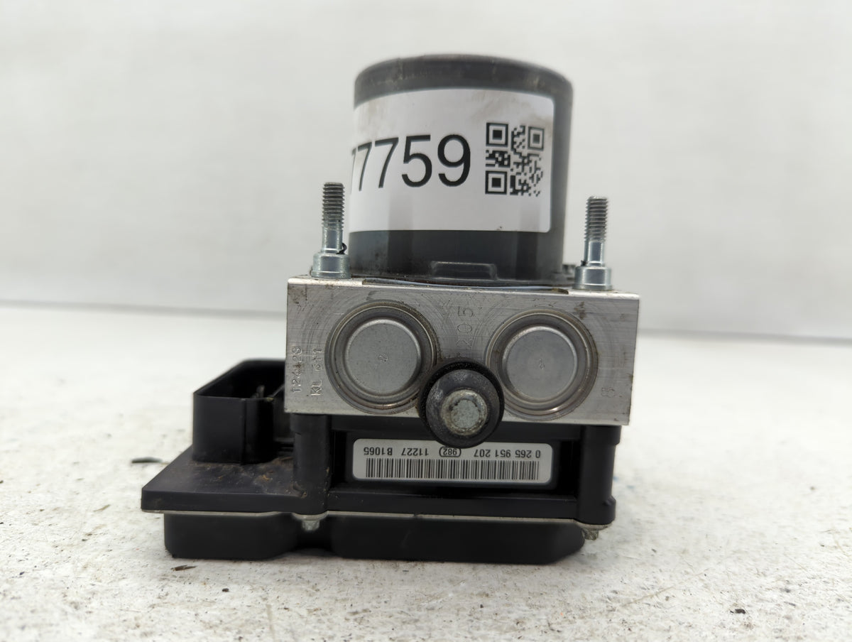 2012-2017 Buick Enclave Anti-Lock Brake ABS Pump Module Actuator OEM P/N:22822156 Fits Fits 2012 2013 2014 2015 2016 2017 OE