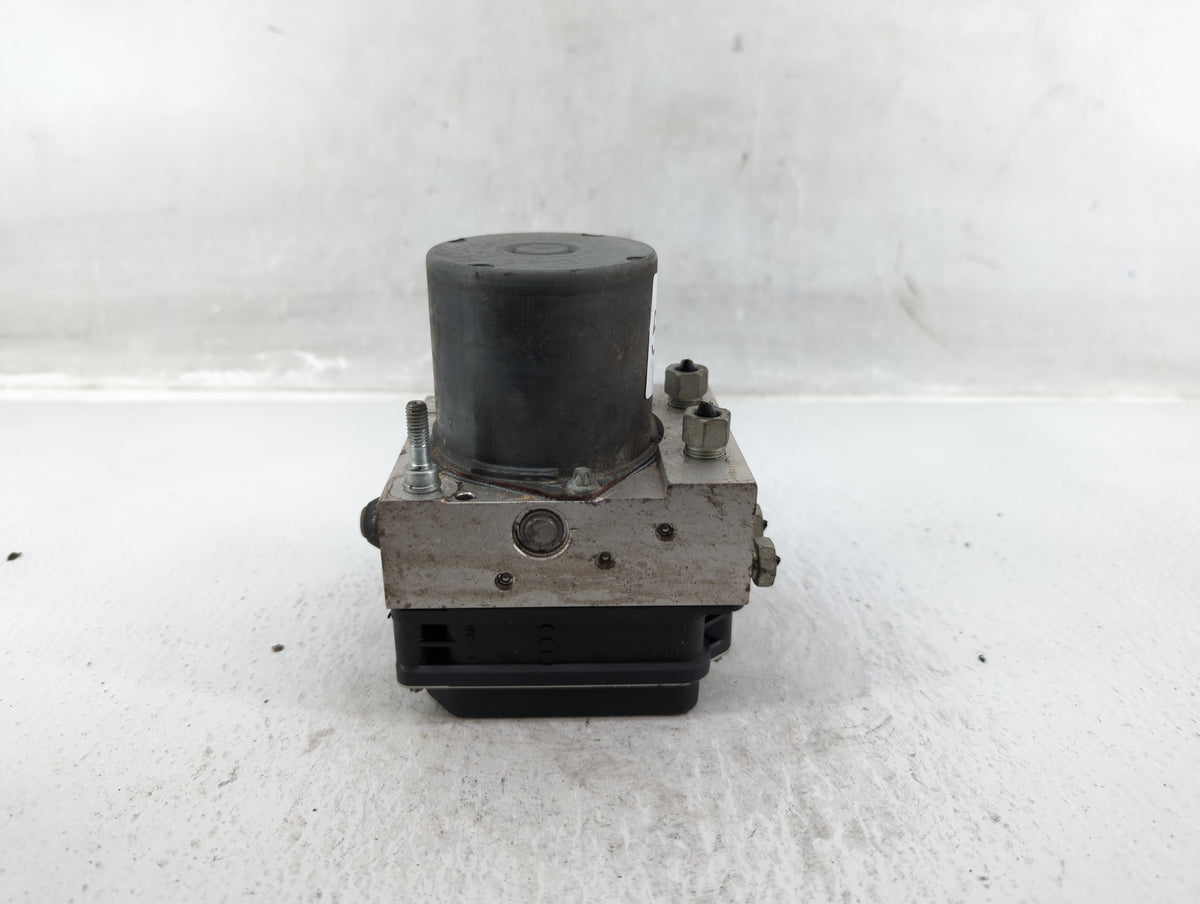 2012-2017 Buick Enclave Anti-Lock Brake ABS Pump Module Actuator OEM P/N:22912779 Fits Fits 2012 2013 2014 2015 2016 2017 OE