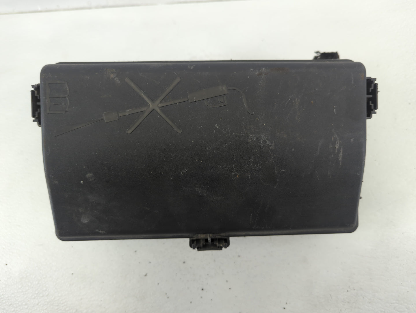 2012 Buick Enclave Fusebox Fuse Box Panel Relay Module P/N:9389U 23499389-01 Fits OEM Used Auto Parts - Oemusedautoparts1.co